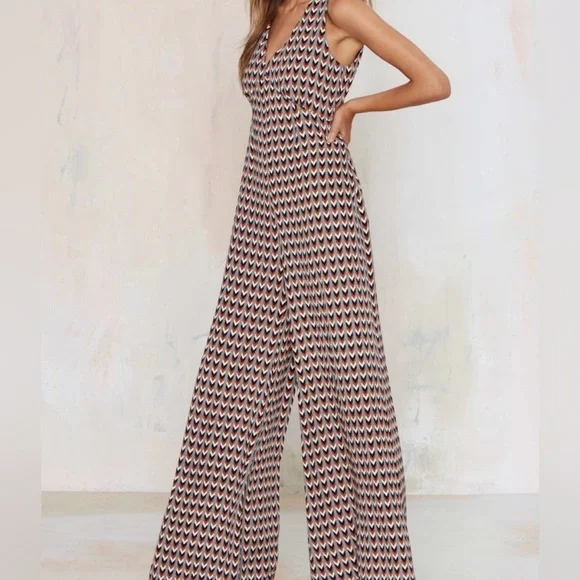 The Lissa Jumpsuit - Picture 3 of 8